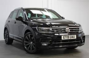 VOLKSWAGEN TIGUAN 2019 (19) at Weybridge Isuzu West Byfleet